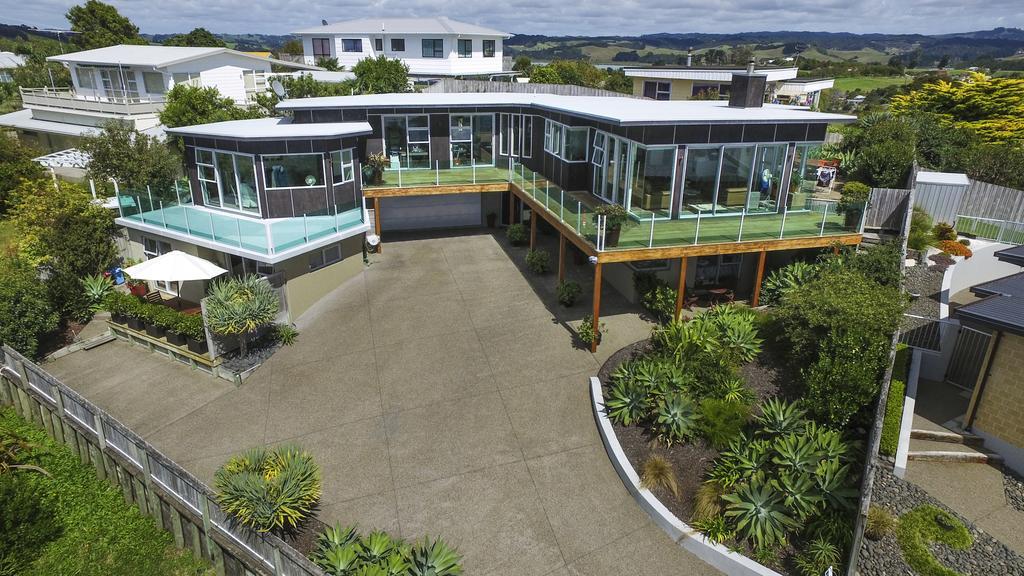 Tahi Lodge - Matakana Coast Snells Beach Exteriör bild