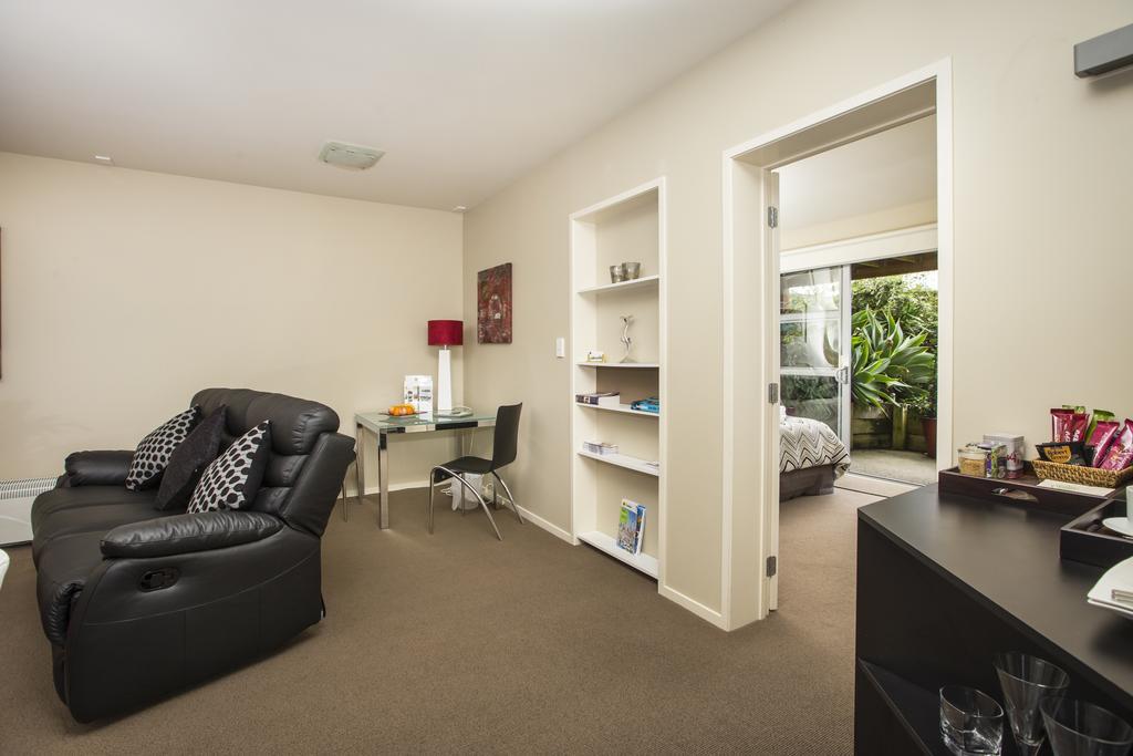 Tahi Lodge - Matakana Coast Snells Beach Exteriör bild